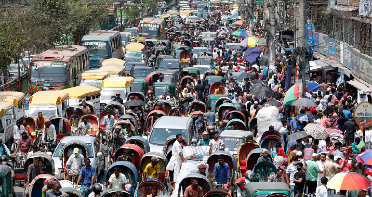 Crowded city street in Dhaka
